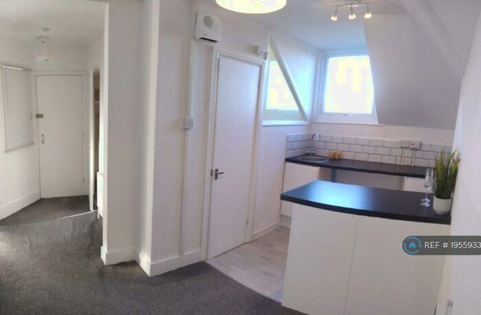 1 Bedroom Flat To Rent In Guildhall Street, Folkestone, CT20