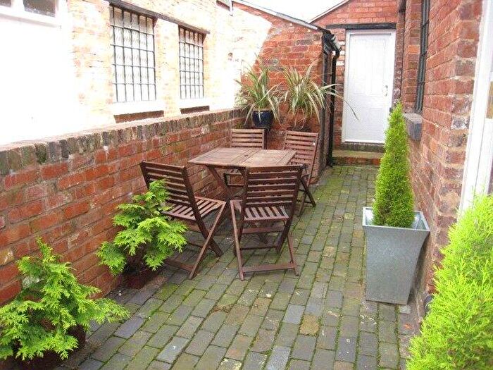 2 Bedroom Terraced House For Sale In Tenby Street, Birmingham, B1