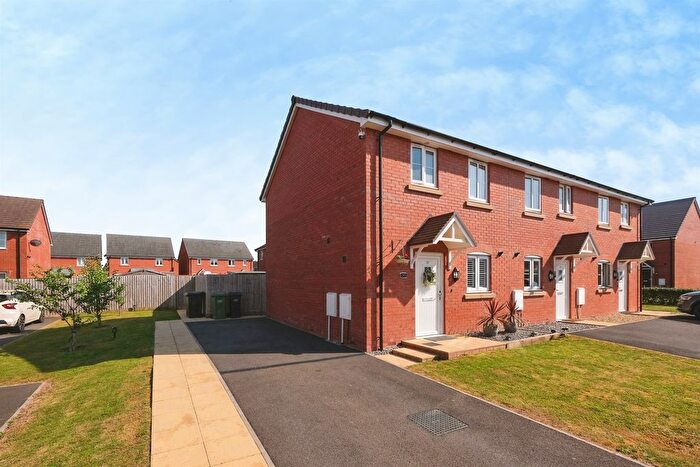 2 Bedroom End Of Terrace House For Sale In Herwick Close, Kingstone, Hereford, HR2