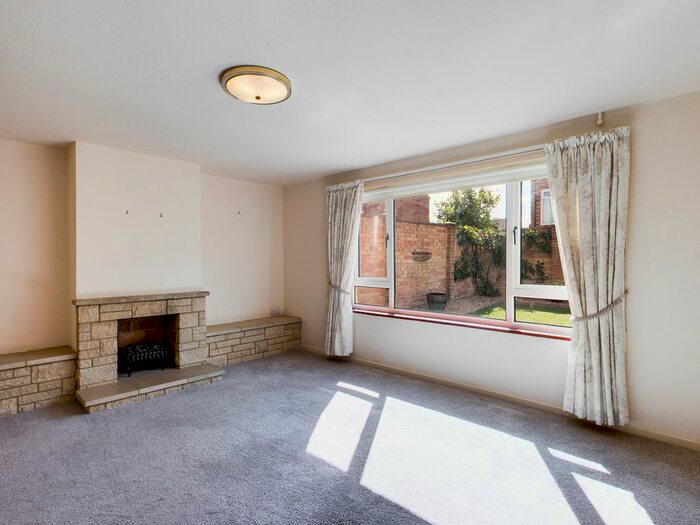 3 Bedroom End Of Terrace House To Rent In Bardwell Close, South Ham, Basingstoke, RG22