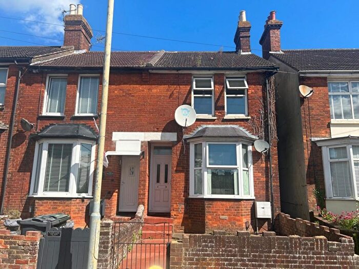 3 Bedroom Terraced House To Rent In Beaver Road, Ashford, TN23