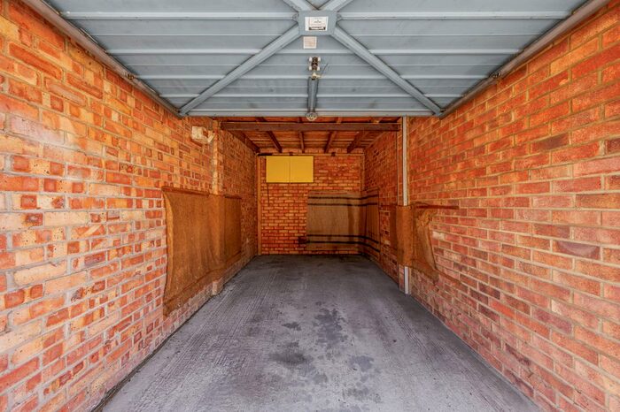 Land To Rent In Denham Lodge, London, Ealing, W5