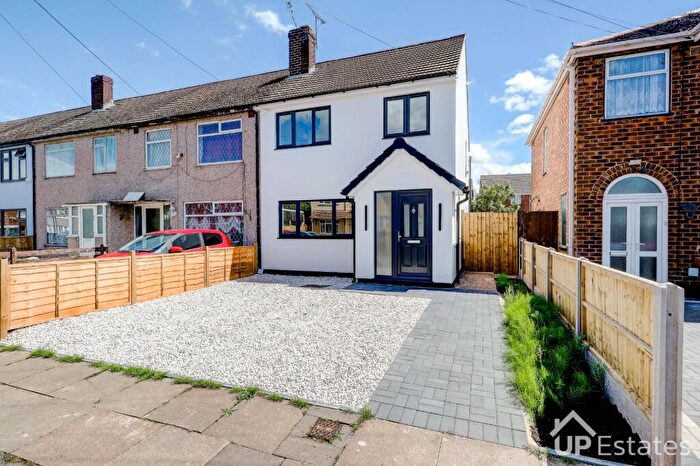 3 Bedroom End Of Terrace House To Rent In Selworthy Road, Coventry, CV6