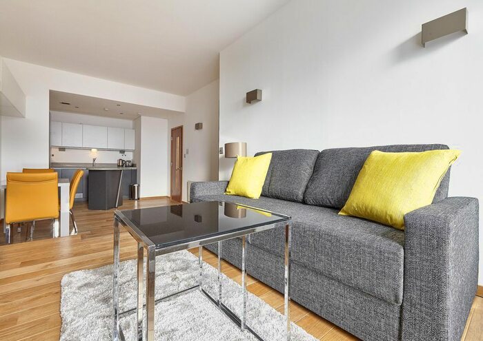 1 Bedroom Flat To Rent In Belvedere Road, London, London, SE1