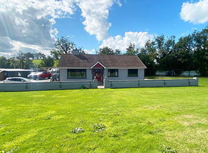 4 Bedroom Detached Bungalows For Sale In Fourtowns School Road, Poyntzpass, BT35