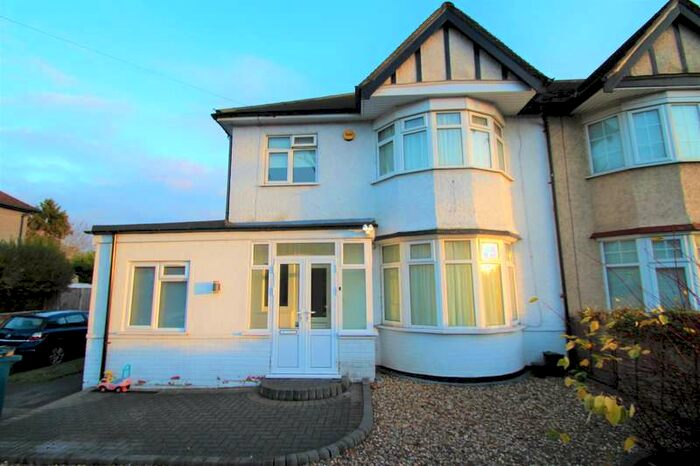 5 Bedroom Property To Rent In Headstone Lane, North Harrow, HA2