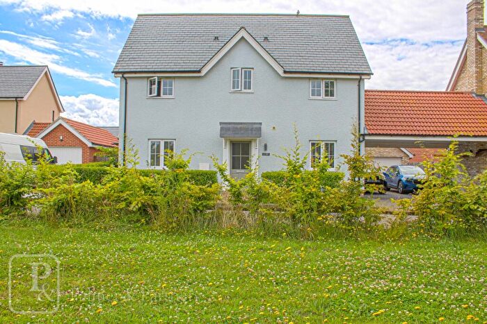 3 Bedroom Detached House To Rent In Pippin Drive, Boxted, Colchester, Essex, CO4