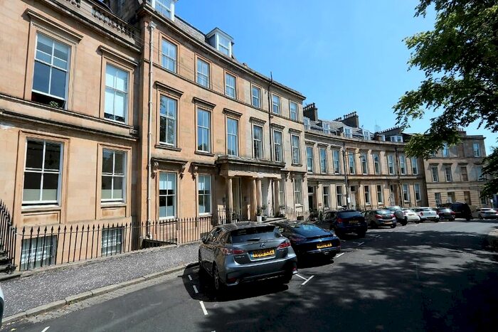 5 Bedroom Flat To Rent In Lynedoch Crescent, Glasgow, G3