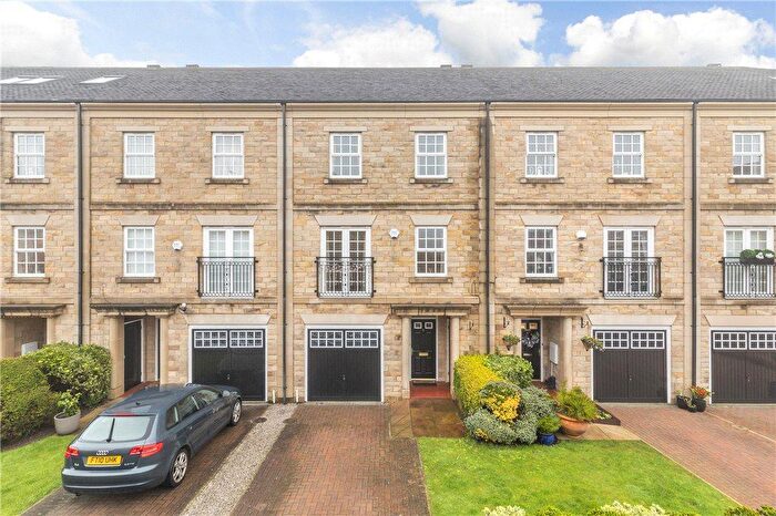 4 Bedroom House To Rent In Ron Lawton Crescent, Burley In Wharfedale, Ilkley, West Yorkshire, Uk, LS29