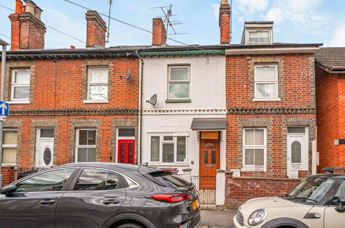 4 Bedroom Terraced House For Sale In Eldon Street, Reading, Berkshire, RG1