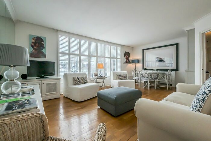 2 Bedroom Flat To Rent In Crawford Street, W1H