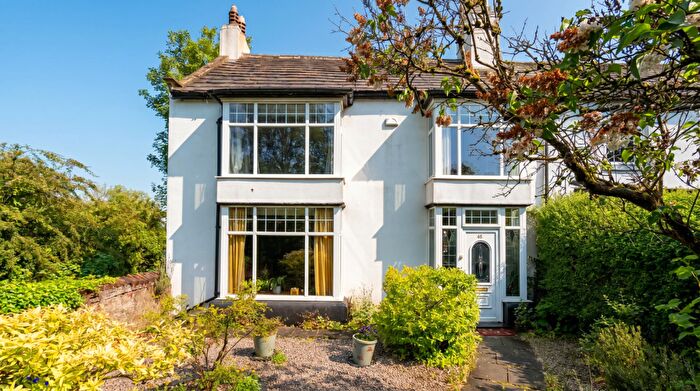 4 Bedroom Semi Detached House For Sale In North Road, Ripon, HG4