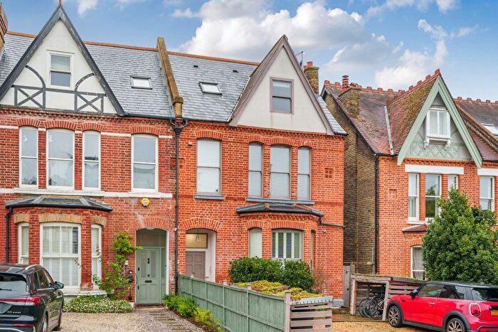 1 Bedroom Flat For Sale In Auckland Road, Crystal Palace, London, SE19