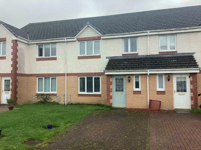 3 Bedroom Flat To Rent In Station Gate, East Ayrshire, Darvel, KA17