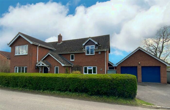 4 Bedroom Detached House For Sale In Potterne Wick, Potterne, Devizes, Wiltshire, SN10