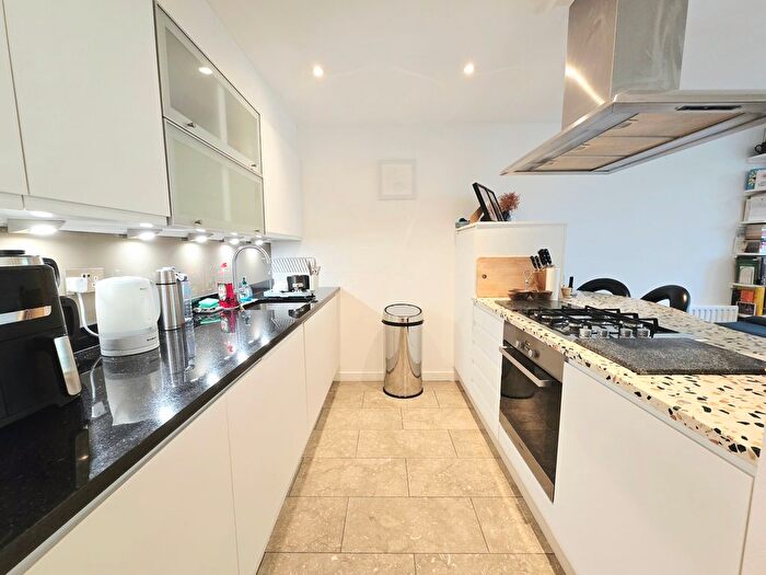 1 Bedroom Flat To Rent In Barnsbury Grove, London, N7