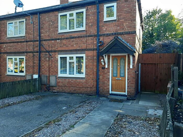 3 Bedroom Terraced House To Rent In Chapel Street, Bilston, WV14
