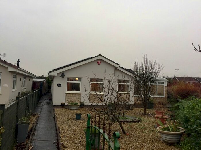 2 Bedroom Detached Bungalow To Rent In Chestnut Avenue, Weston Super Mare, BS22