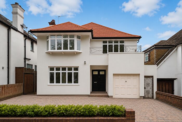 4 Bedroom Detached House To Rent In Jesmond Way, Stanmore, HA7