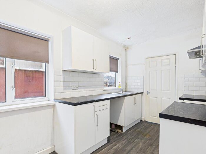 3 Bedroom Terraced House For Sale In Sheffield Street, Scunthorpe, DN15