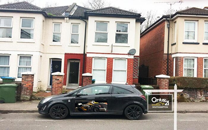 6 Bedroom Semi Detached House To Rent In |Ref: |, Burlington Road, Southampton, SO15