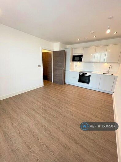1 Bedroom Flat To Rent In Worthington Apartments, Sale, M33