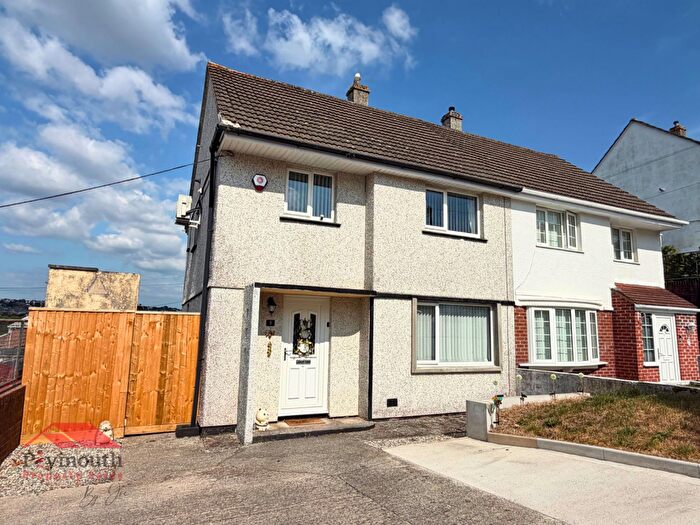 3 Bedroom Semi Detached House For Sale In Beattie Road, Plymouth, PL5