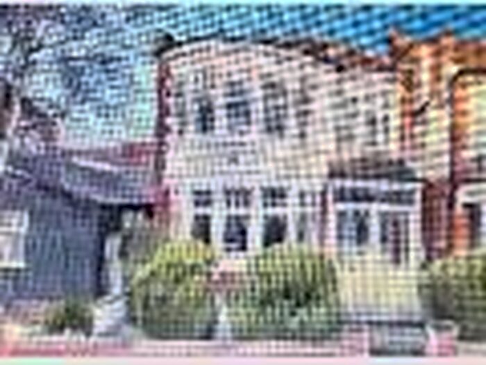 1 Bedroom Flat To Rent In Burford Gardens., Palmers Green, N13