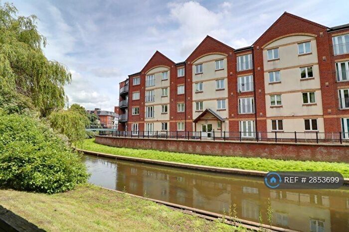 2 Bedroom Flat To Rent In Espleys Yard, Stafford, ST16