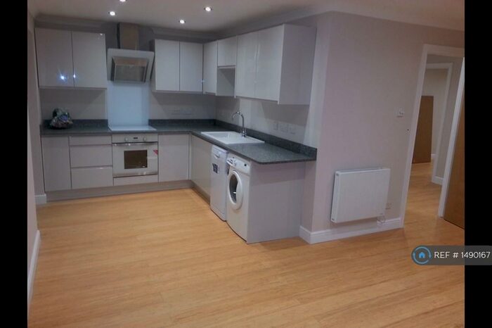 2 Bedroom Bungalow To Rent In Home Close, Houghton Conquest, Bedford, MK45