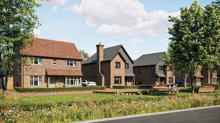 4 Bedroom Detached House For Sale In View Road, Cliffe Woods, ME8