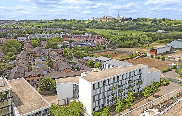 2 Bedroom Flat For Sale In Judd Apartments, Hornsey, N8