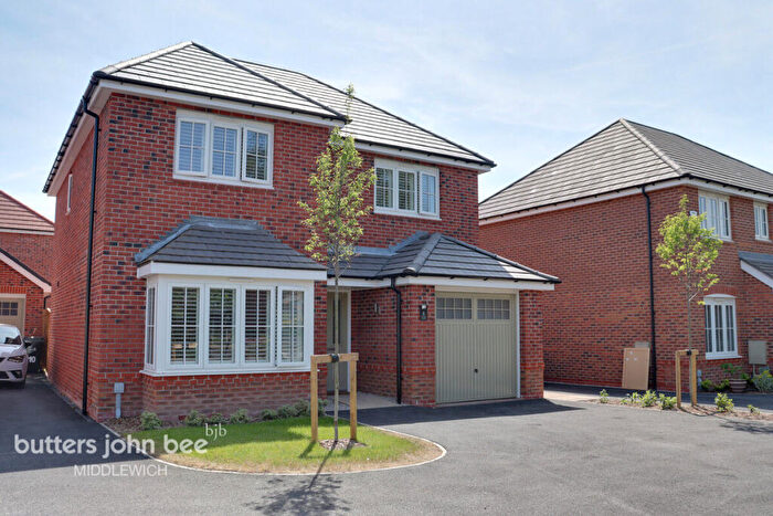 4 Bedroom Detached House For Sale In George Jackson Avenue, Holmes Chapel, CW4