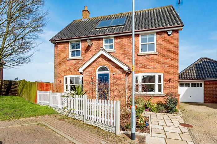 4 Bedroom Detached House For Sale In Bradfield Drive, Martham, NR29