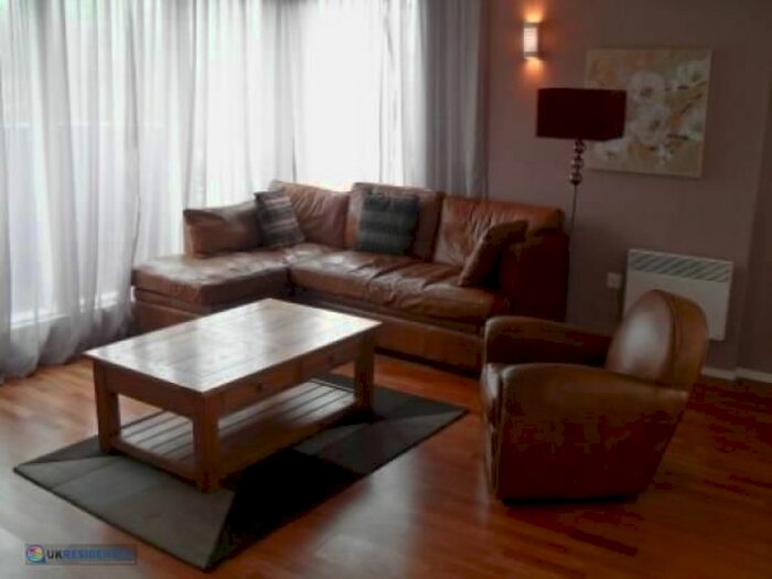 2 Bedroom Flat To Rent In Sharrow Point, Cemetery Road, S11