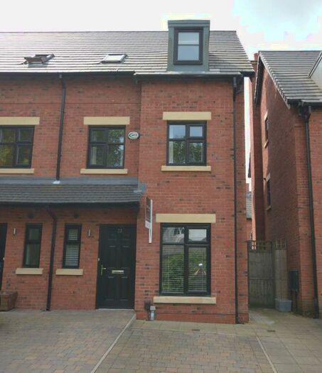 4 Bedroom Semi-Detached House To Rent In Old Boatyard Lane, Worsley, M28