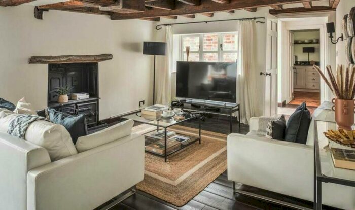 3 Bedroom Flat To Rent In Kennington Lane, SE11