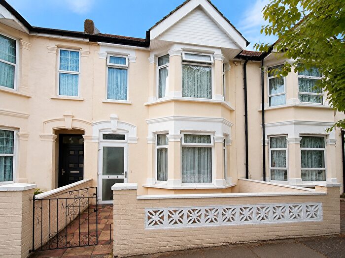 4 Bedroom Terraced House For Sale In West End Road, Southall, UB1