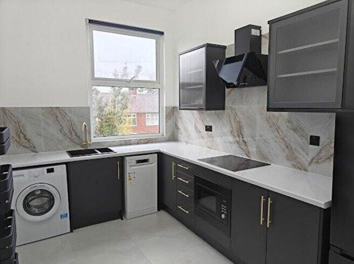 1 Bedroom Flat To Rent In Egerton Road, M14