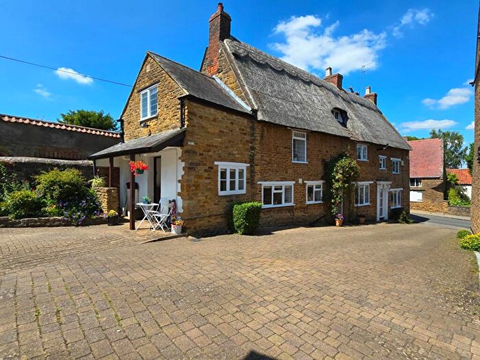 4 Bedroom Detached House For Sale In West Street, Moulton, Northampton, NN3