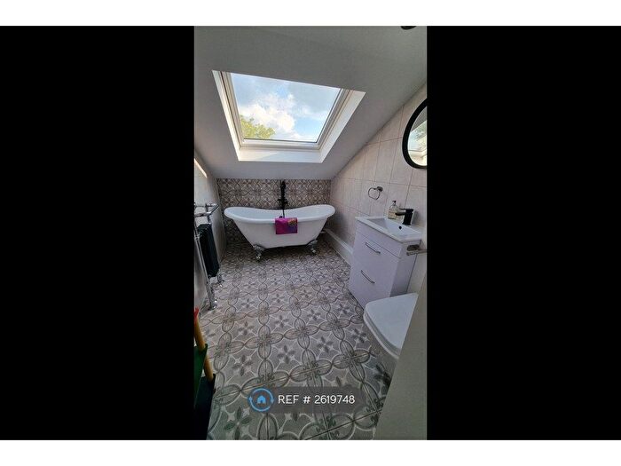 4 Bedroom Terraced House To Rent In Cranford Close, London, SW20