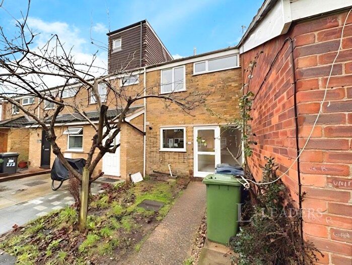 Terraced House To Rent In Campkin Road, Cambridge, Cambridgeshire, CB4