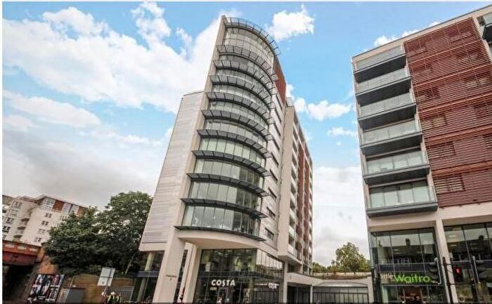 2 Bedroom Flat For Sale In Stamford Square, London, SW15