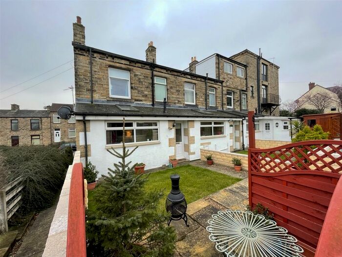 2 Bedroom Terraced House To Rent In Lee Green, Mirfield, WF14