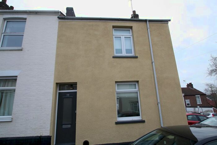 2 Bedroom Property To Rent In Clifton Street, Exeter, EX1