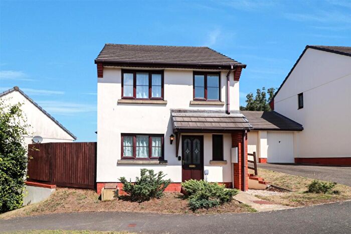 3 Bedroom Detached House For Sale In East Ridge View, Bideford, Devon, EX39