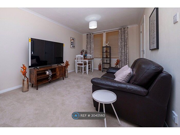 Studio To Rent In Headland Court, Aberdeen, AB10