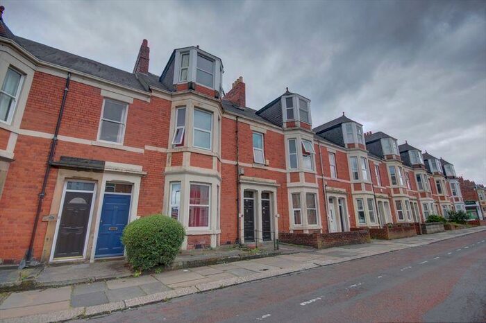 5 Bedroom Flat To Rent In Glenthorn Road, Newcastle Upon Tyne, NE2