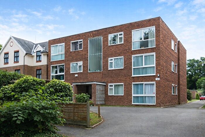 1 Bedroom Flat For Sale In Wellington Road, Enfield, EN1