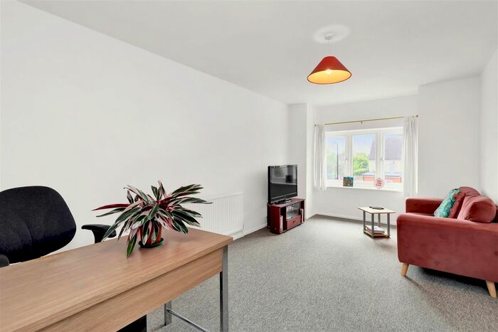 1 Bedroom Flat To Rent In Popes Lane, London, W5